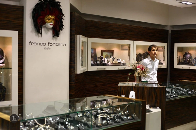 Jacklin hugasian Diamond & Jewellery Center