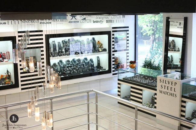 Jacklin hugasian Diamond & Jewellery Center